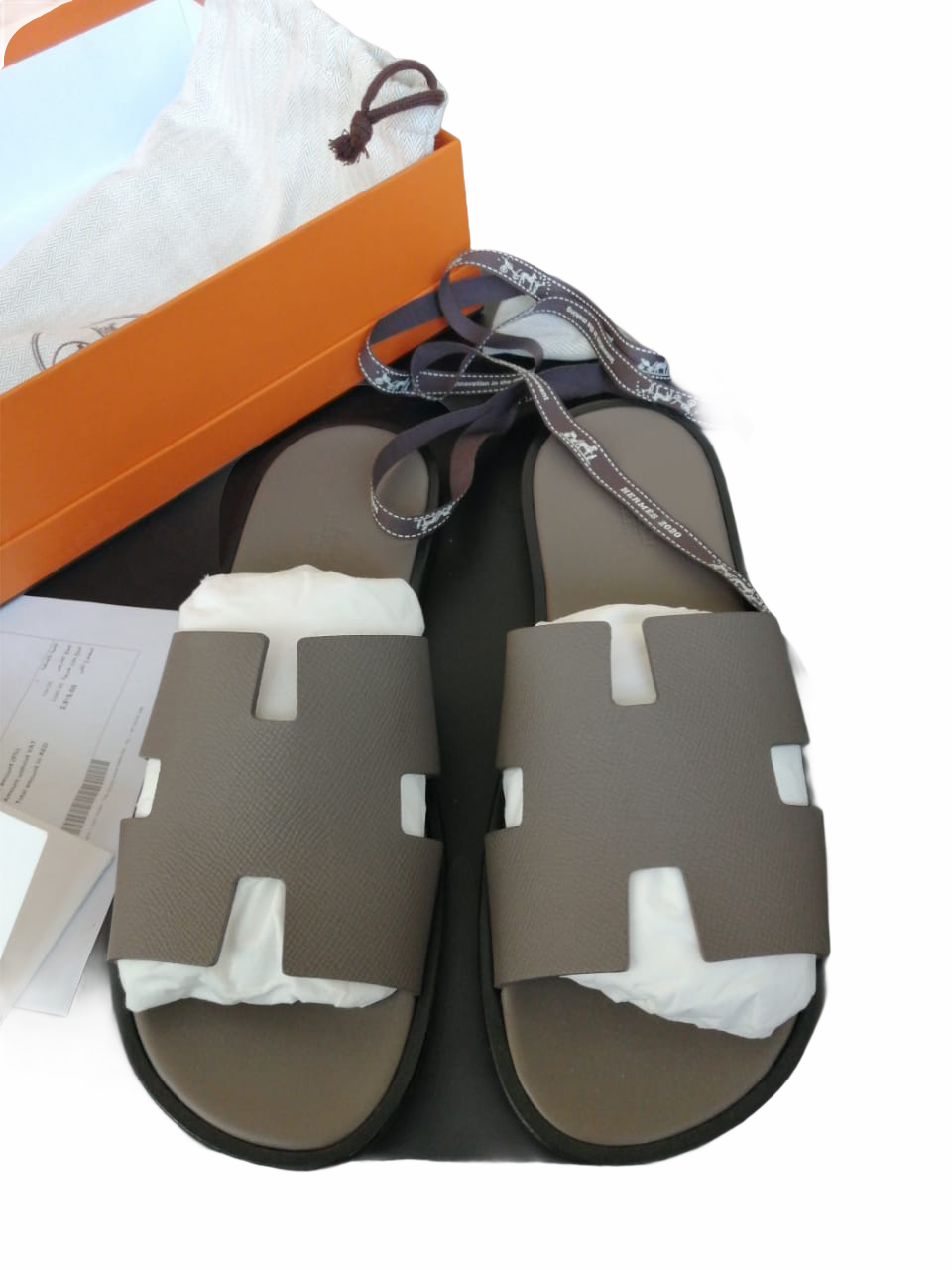 Buy Pre Owned Hermes Izmir Etoupe Sandal