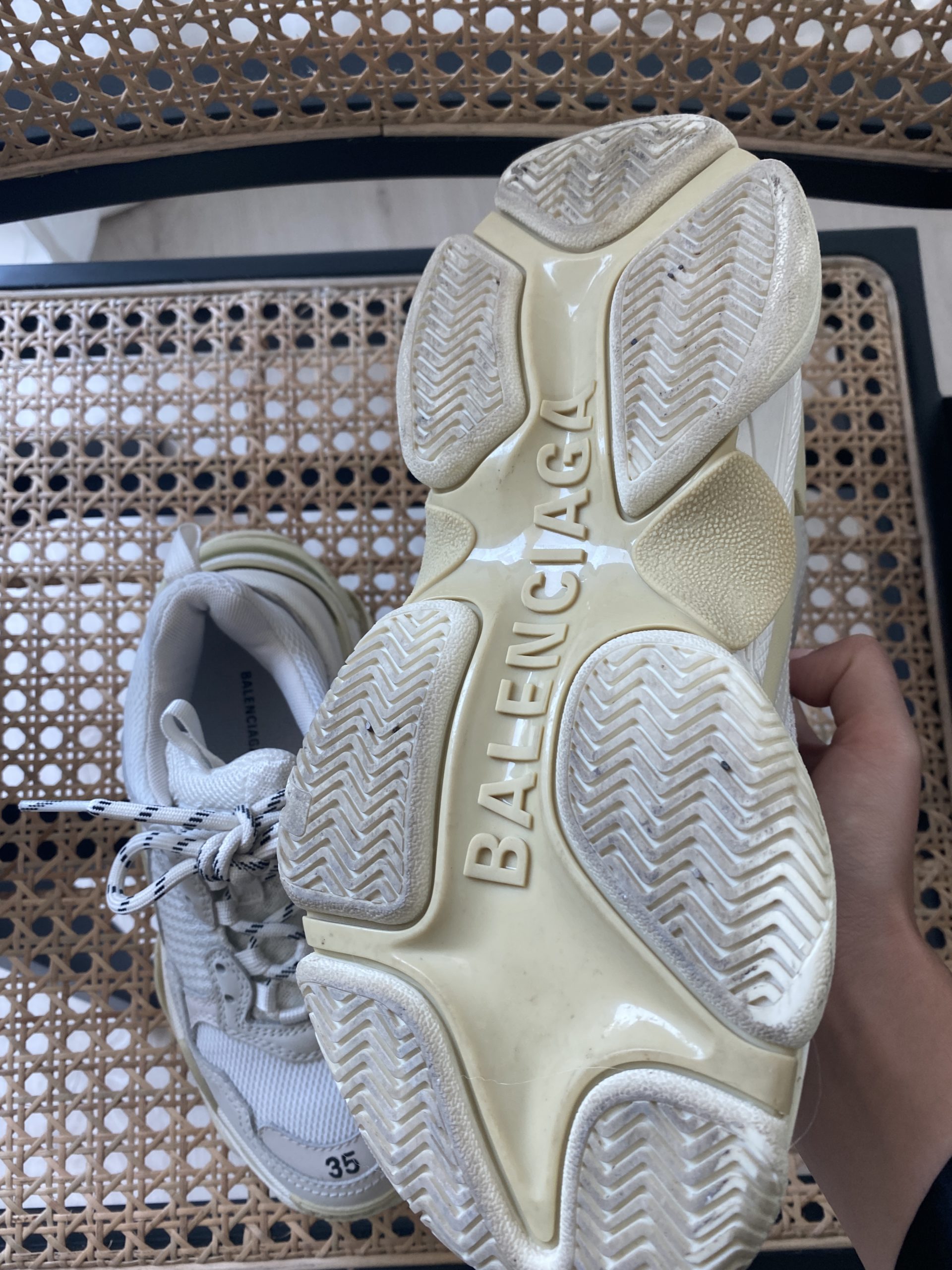 Pre Loved Balenciaga Triple S Sneakers Beige 35 EU