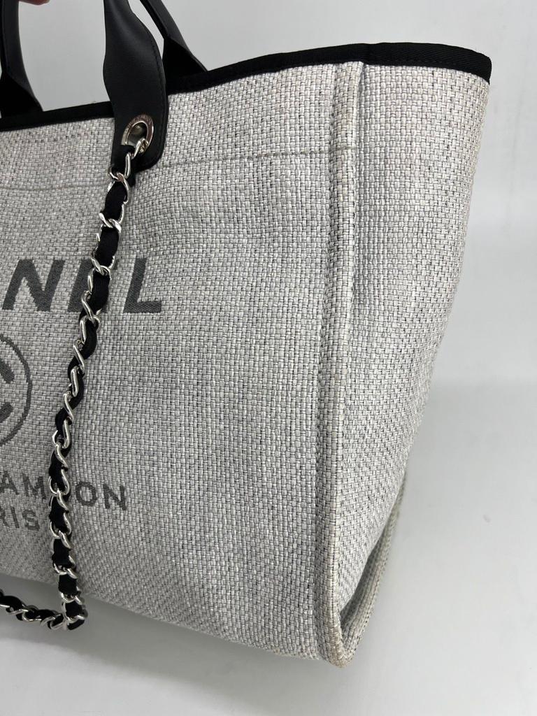 NEW CHANEL DEAUVILLE TOTE - What Fits, Wear & Tear, Weight 