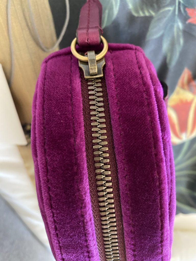 Gucci Velvet Belt bag - The Luxury Flavor