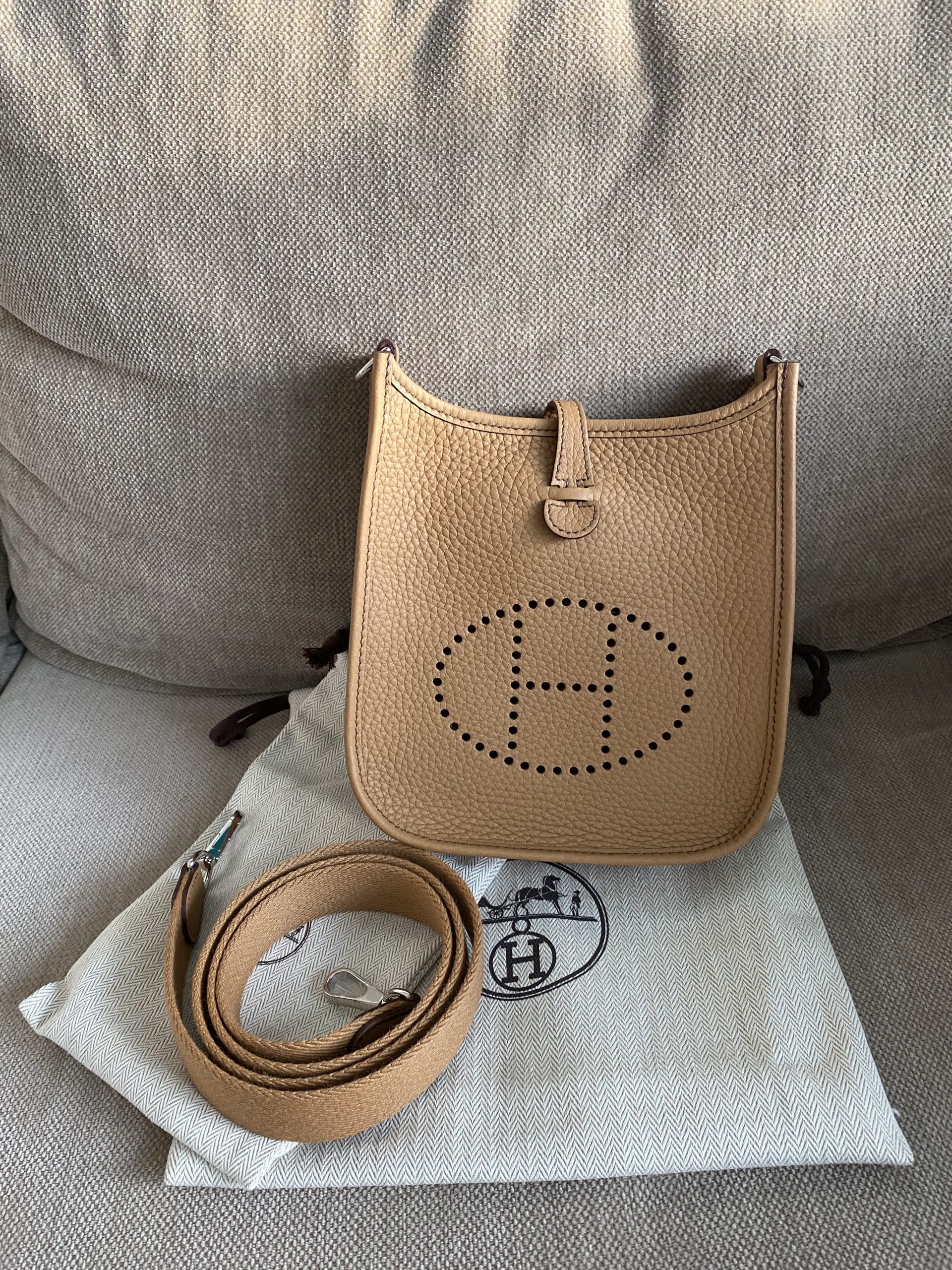 Hermes Evelyne TPM Biscuit/Camel Clemence Phw - The Luxury Flavor