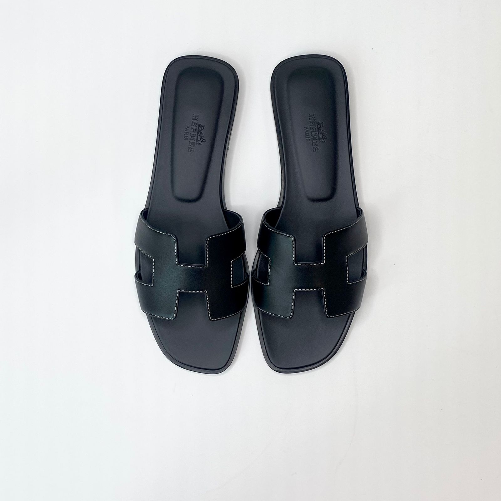 Hermes Oran Black sandals Size 37.5 EU - The Luxury Flavor