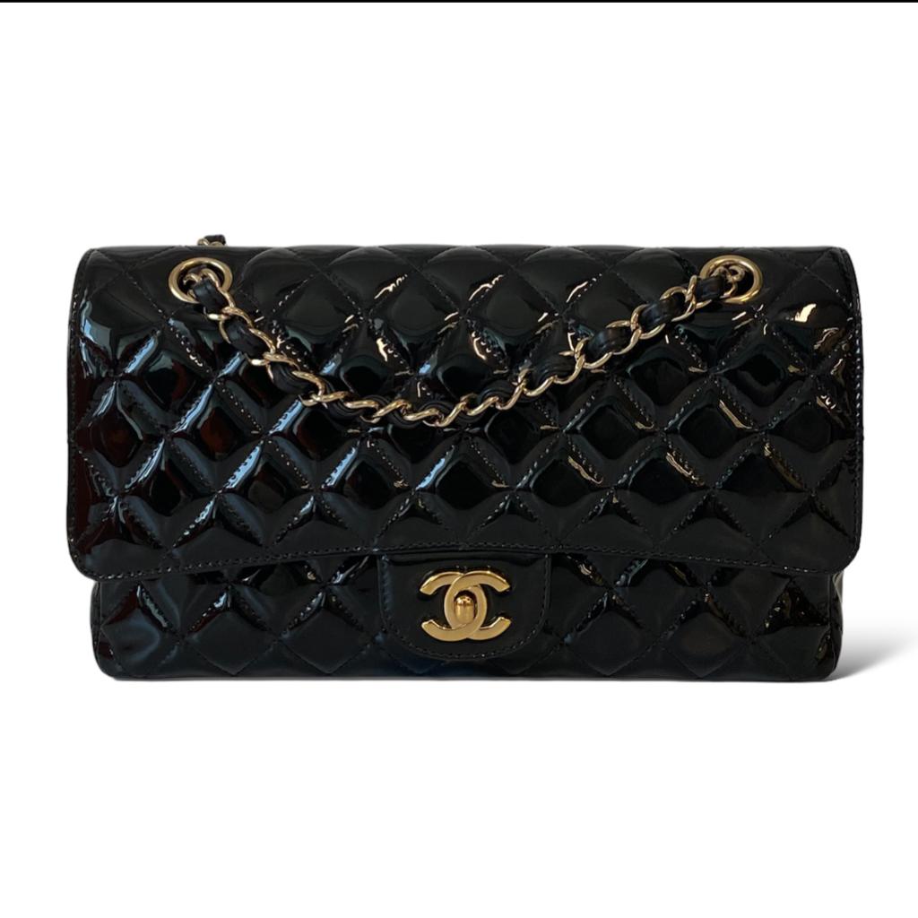 RARE Chanel coco handle chevron ECRU caviar ghw # 26, Luxury, Bags &  Wallets on Carousell
